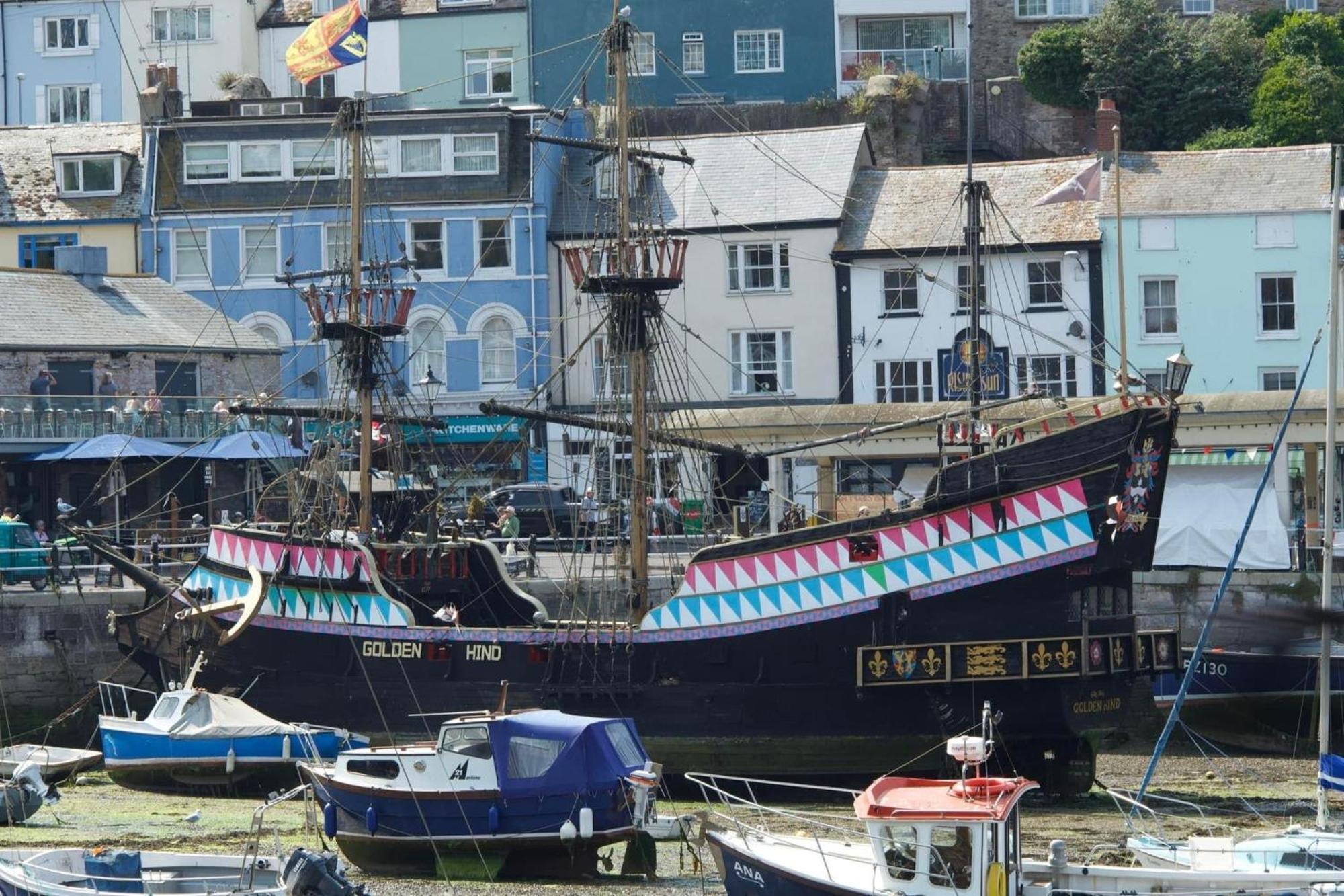 Captain'S Keep - Brixham - With Designated Parking Daire Dış mekan fotoğraf